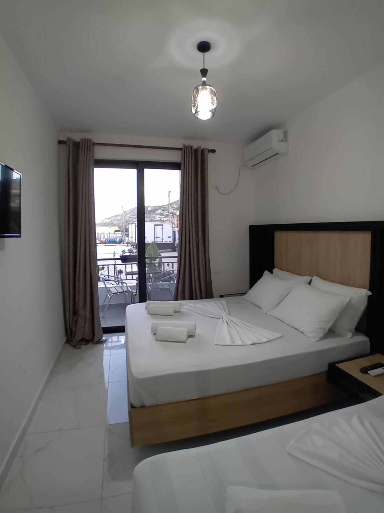 Villa Allkushi Sarandë Quarto foto